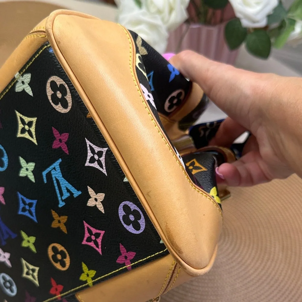 Louis Vuitton Authentic 💯 Macadamia Black Multi  Claudia  Designer Women's Bag - Picture 6 of 17